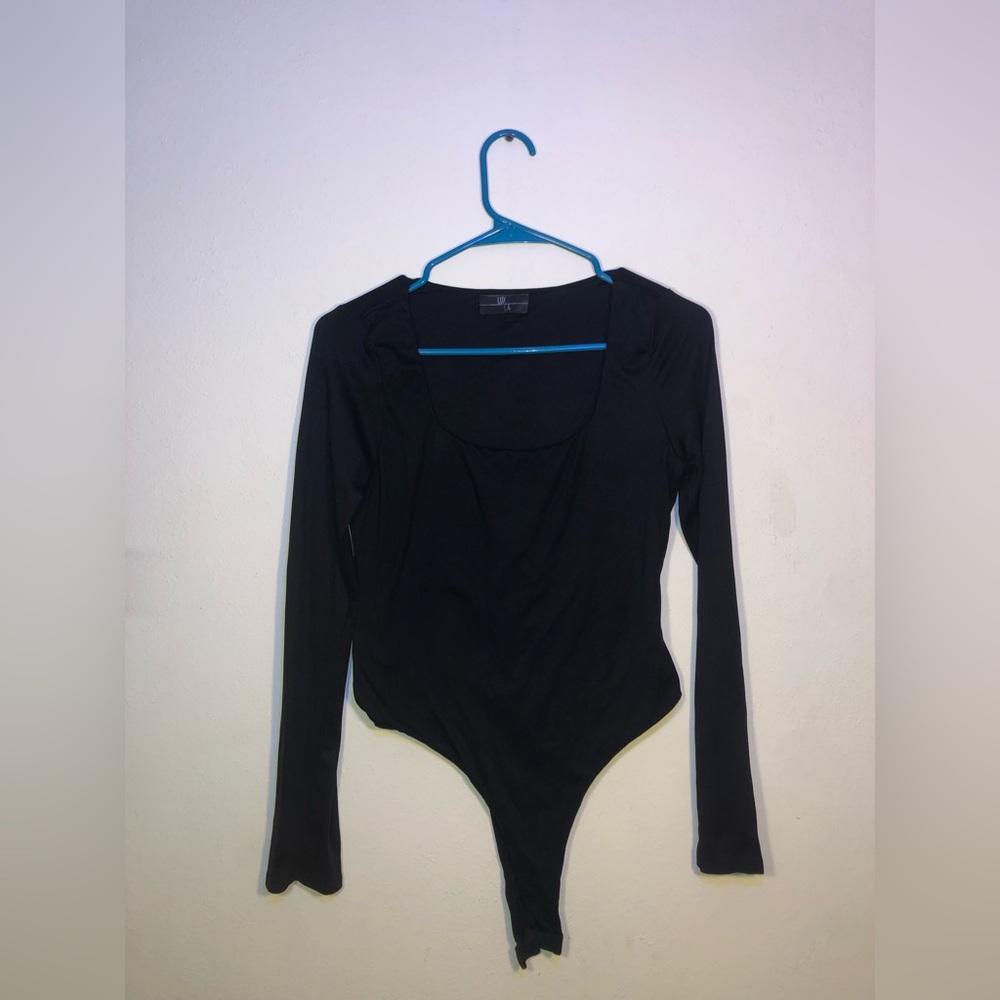 Black Scoop Neck Long Sleeve Bodysuit